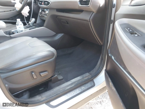 2019 Hyundai Santa Fe Limited with VIN 5NMS53AA4KH132538, listed as a IAAI auction lot 40698953 with 98,472 mi miles. Bid and sale history available at carsss.com. Image 5.