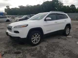 2017 Jeep Cherokee Latitude с VIN 1C4PJMCS5HD226281, выставлен на аукционе Copart как лот 60080625 с пробегом 106 777 миль миль и Списание • Salvage title. История ставок и продаж доступна на DreamBid. Изображение 1.