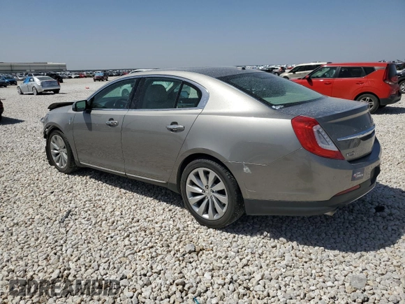 2016 Lincoln MKS z VIN 1LNHL9DK8GG600661, wystawiony jako Copart lot #49648655 z przebiegiem 56 655 mil mil oraz Szkoda całkowita • Salvage title. Historia ofert i sprzedaży dostępna na DreamBid. Obrazek 2.