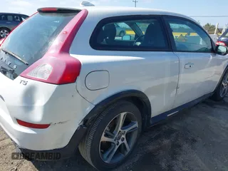 2013 Volvo C30 T5 with VIN YV1672MK1D2301684, listed as a IAAI auction lot 42041442 with 112,034 mi miles and . Bid and sale history available at DreamBid. Image 6.