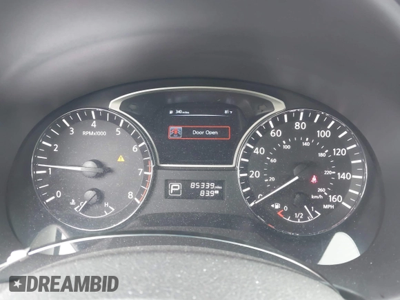 2014 Nissan Altima 2.5 S with VIN 1N4AL3AP5EN220856, listed as a IAAI auction lot 42176401 with 85,339 mi miles. Bid and sale history available at carsss.com. Image 7.