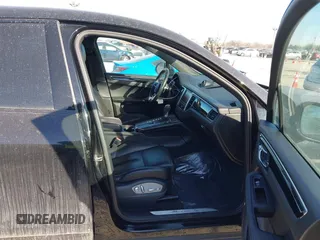 2016 Porsche Macan S with VIN WP1AB2A56GLB55843, listed as a IAAI auction lot 41416198 with 149,084 mi miles and . Bid and sale history available at DreamBid. Image 5.