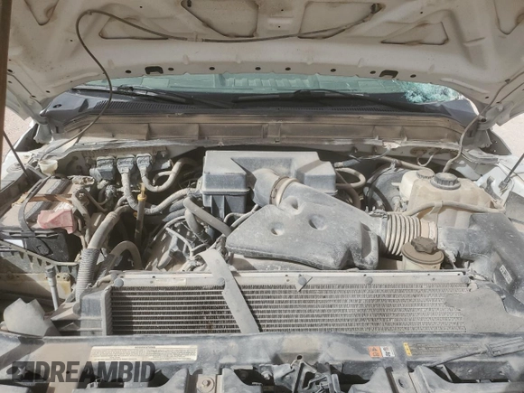 2013 Ford F-250 XL with VIN 1FT7X2A62DEA31915, listed as a Copart auction lot 49045195 with 255,173 mi miles and Salvage title. Bid and sale history available at DreamBid. Image 11.