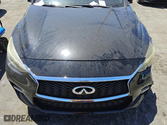 2017 Infiniti QX30 Sport with VIN SJKCH5CP6HA026634, listed as a Copart auction lot 53556035 with 91,805 mi miles and Clean title. Bid and sale history available at DreamBid. Image 8.