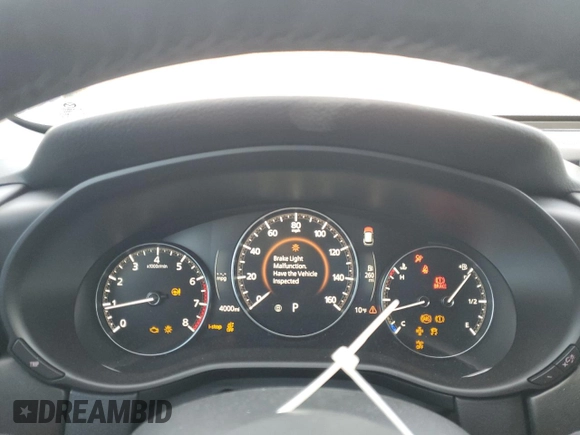 2024 Mazda CX-50 Premium with VIN 7MMVABDY2RN234218, listed as a Copart auction lot 89197935 with 4,000 mi miles and Salvage title. Bid and sale history available at DreamBid. Image 9.
