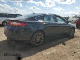 2013 Ford Fusion SE Hybrid с VIN 3FA6P0LU2DR181215, выставлен на аукционе Copart как лот 62474965 с пробегом 149 492 миль миль и Списание • Salvage title. История ставок и продаж доступна на DreamBid. Изображение 3.
