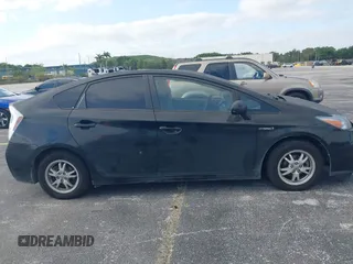 2011 Toyota Prius I with VIN JTDKN3DU4B1463121, listed as a IAAI auction lot 42057548 with 242,575 mi miles. Bid and sale history available at carsss.com. Image 12.