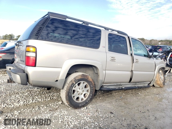 2005 Chevrolet Suburban Z71 with VIN 3GNFK16Z35G195828, listed as a Copart auction lot 88249925 with 254,252 mi miles and Salvage Title. Bid and sale history available at carsss.com. Image 3.