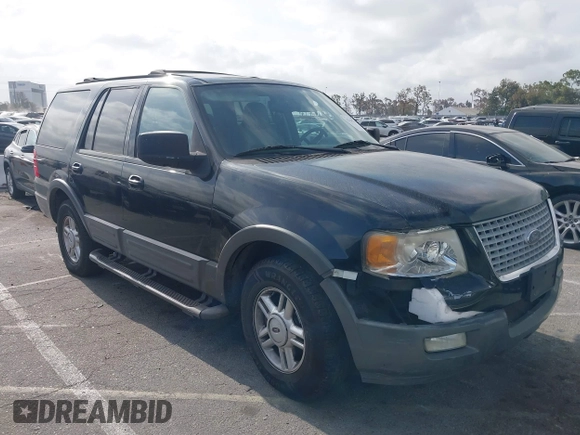 2004 Ford Expedition Special Service with VIN 1FMFU15L84LA33190, listed as a IAAI auction lot 42245244 with 288,935 mi miles and . Bid and sale history available at DreamBid. Image 1.