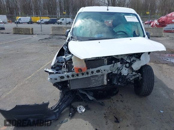 2018 Ford Transit Connect XL с VIN NM0GS9E78J1353985, выставлен на аукционе IAAI как лот 39189140 с пробегом 9 033 миль миль и . История ставок и продаж доступна на DreamBid. Изображение 6.