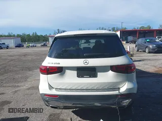 2023 Mercedes-Benz GLB 250 с VIN W1N4M4GB4PW294054, выставлен на аукционе IAAI как лот 42406277 с пробегом 11 761 миль миль и . История ставок и продаж доступна на DreamBid. Изображение 16.