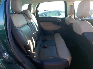 2014 FIAT 500L Lounge z VIN ZFBCFACH2EZ010781, wystawiony jako Copart lot #44911325 z przebiegiem 166 377 mil mil oraz Czysty tytuł • Clean title. Historia ofert i sprzedaży dostępna na DreamBid. Obrazek 10.