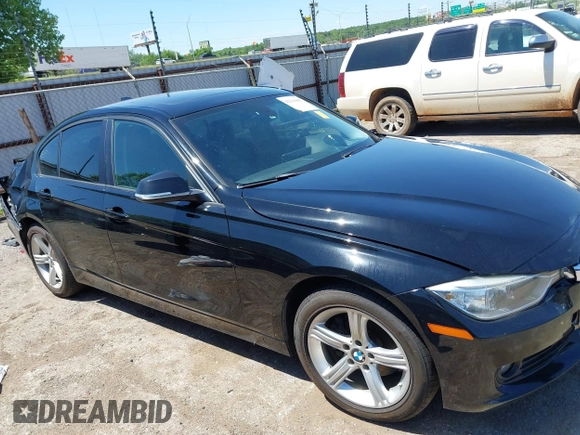 2014 BMW 3 Series 328i с VIN WBA3A5G54ENP32289, выставлен на аукционе IAAI как лот 42316443 с пробегом Не указан миль и . История ставок и продаж доступна на DreamBid. Изображение 13.