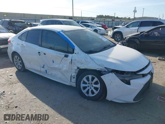 2020 Toyota Corolla LE with VIN JTDEPRAE1LJ036682, listed as a IAAI auction lot 41819062 with 80,678 mi miles. Bid and sale history available at carsss.com. Image 1.