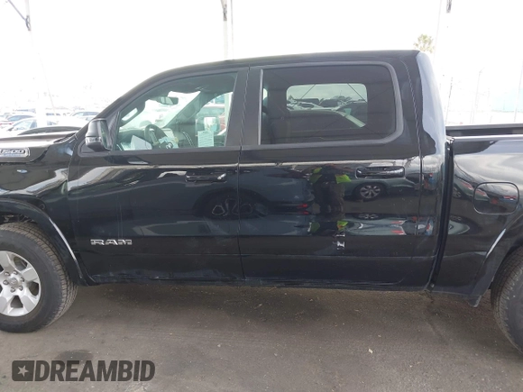 2025 Ram 1500 Big Horn with VIN 1C6RRFFG7SN506037, listed as a IAAI auction lot 41915215 with 2,137 mi miles. Bid and sale history available at carsss.com. Image 14.