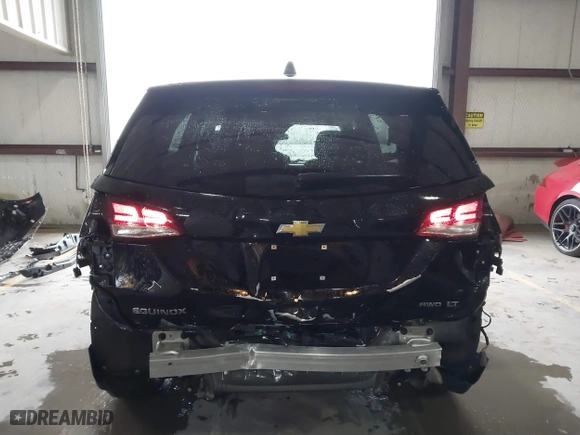 2022 Chevrolet Equinox LT with VIN 3GNAXUEV1NL267290, listed as a IAAI auction lot 41265781 with 17,593 mi miles. Bid and sale history available at carsss.com. Image 17.