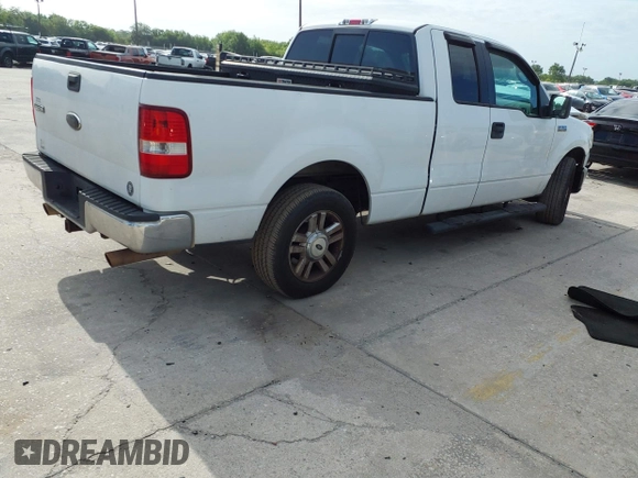 2006 Ford F-150 XL with VIN 1FTPX12VX6NB83220, listed as a IAAI auction lot 42001770 with 228,216 mi miles. Bid and sale history available at carsss.com. Image 4.
