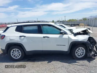 2021 Jeep Compass Sport z VIN 3C4NJCAB6MT532267, wystawiony jako IAAI lot #42035764 z przebiegiem 41 725 mil mil oraz . Historia ofert i sprzedaży dostępna na DreamBid. Obrazek 13.