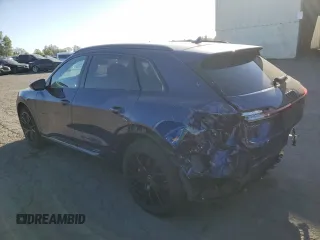 2023 Audi e-tron Chronos с VIN WA1VABGE5PB010922, выставлен на аукционе Copart как лот 51646474 с пробегом 17 867 миль миль и . История ставок и продаж доступна на DreamBid. Изображение 2.