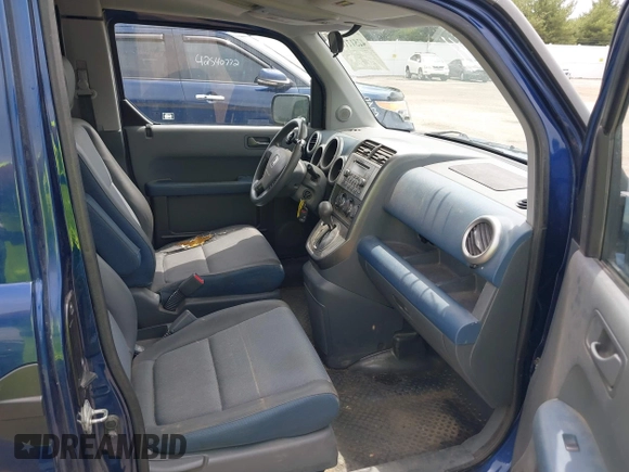 2003 Honda Element EX with VIN 5J6YH285X3L002908, listed as a IAAI auction lot 42512141 with 183,420 mi miles and . Bid and sale history available at DreamBid. Image 5.