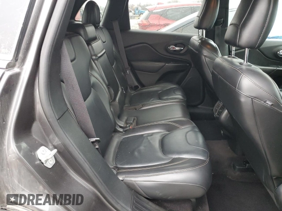 2017 Jeep Cherokee Limited z VIN 1C4PJMDB7HW512135, wystawiony jako Copart lot #44353895 z przebiegiem 153 674 mil mil oraz Szkoda całkowita • Salvage title. Historia ofert i sprzedaży dostępna na DreamBid. Obrazek 10.