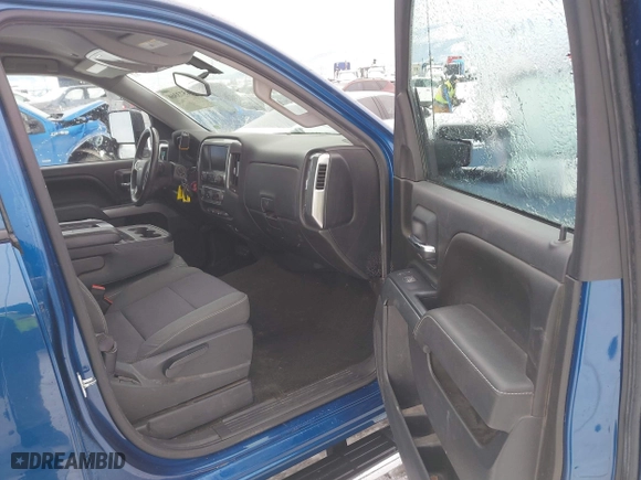 2015 Chevrolet Silverado 1500 LT with VIN 3GCUKREC5FG198758, listed as a IAAI auction lot 41573360 with 150,562 mi miles. Bid and sale history available at carsss.com. Image 5.