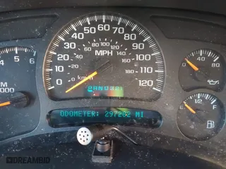 2005 Chevrolet Avalanche Z71 with VIN 3GNEK12Z65G207469, listed as a IAAI auction lot 41210152 with 297,282 mi miles. Bid and sale history available at carsss.com. Image 7.