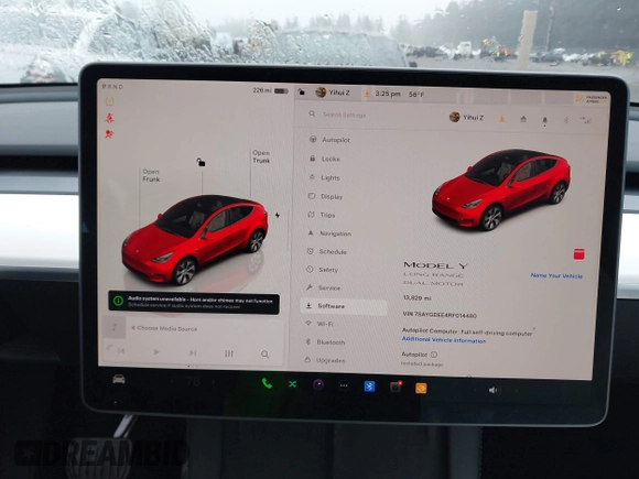 2024 Tesla Model Y Long Range z VIN 7SAYGDEE4RF014480, wystawiony jako IAAI lot #41979686 z przebiegiem 13 829 mil mil oraz . Historia ofert i sprzedaży dostępna na DreamBid. Obrazek 19.