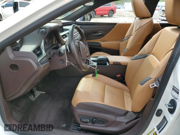 2020 Lexus ES 300h z VIN 58AD21B11LU004650, wystawiony jako Copart lot #56119995 z przebiegiem 140 172 mil mil oraz Nie do naprawy • Non repairable. Historia ofert i sprzedaży dostępna na DreamBid. Obrazek 7.