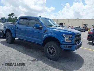 2019 Ford F-150 Raptor with VIN 1FTFW1RG7KFC85441, listed as a IAAI auction lot 41957705 with 16,400 mi miles. Bid and sale history available at carsss.com. Image 1.