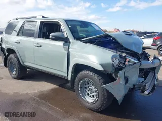 2022 Toyota 4Runner TRD Off Road Premium with VIN JTERU5JR1N5997716, listed as a IAAI auction lot 41533448 with 99,723 mi miles. Bid and sale history available at carsss.com. Image 1.