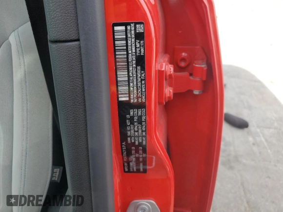 2021 Jeep Renegade Latitude z VIN ZACNJCBB7MPM58036, wystawiony jako Copart lot #56542815 z przebiegiem Nie podano mil oraz Szkoda całkowita • Salvage title. Historia ofert i sprzedaży dostępna na DreamBid. Obrazek 13.