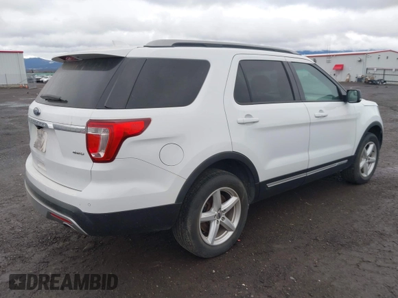 2016 Ford Explorer XLT with VIN 1FM5K8D86GGB65725, listed as a IAAI auction lot 41857272 with 91,410 mi miles. Bid and sale history available at carsss.com. Image 4.