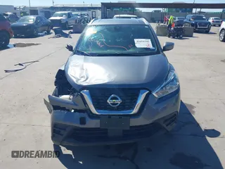 2020 Nissan Kicks SV with VIN 3N1CP5CV0LL550449, listed as a IAAI auction lot 41654345 with 71,297 mi miles. Bid and sale history available at carsss.com. Image 13.