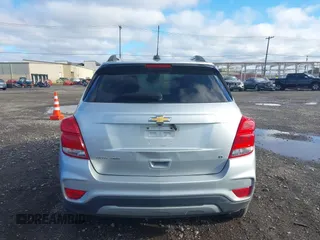 2019 Chevrolet Trax LT with VIN KL7CJPSB8KB830991, listed as a IAAI auction lot 40839908 with 89,981 mi miles. Bid and sale history available at carsss.com. Image 16.