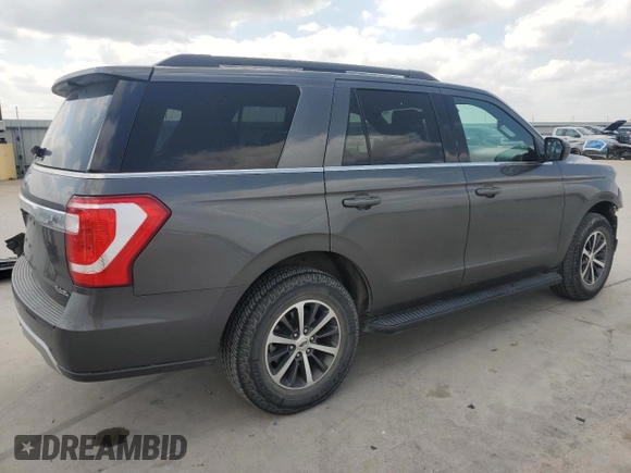 2018 Ford Expedition XLT with VIN 1FMJU1HT1JEA28404, listed as a Copart auction lot 53032535 with 97,462 mi miles and Salvage Title. Bid and sale history available at carsss.com. Image 3.