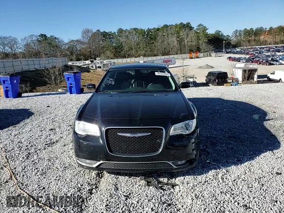 2016 Chrysler 300 Anniversary Edition with VIN 2C3CCAAGXGH152061, listed as a Copart auction lot 46583465 with 130,629 mi miles and Salvage Title. Bid and sale history available at DreamBid. Image 11.