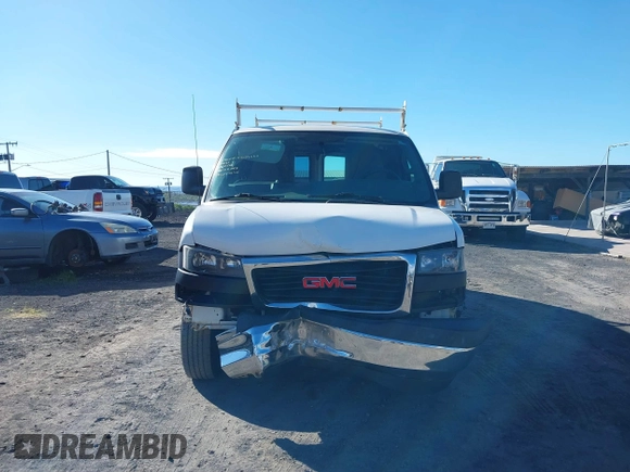 2017 GMC Savana Cargo z VIN 1GTW7AFF8H1911075, wystawiony jako IAAI lot #41038863 z przebiegiem 93 959 mil mil oraz . Historia ofert i sprzedaży dostępna na DreamBid. Obrazek 12.