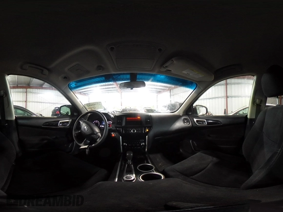 2014 Nissan Pathfinder SL with VIN 5N1AR2MM9EC600035, listed as a IAAI auction lot 42353692 with 134,323 mi miles and . Bid and sale history available at DreamBid. Image 18.