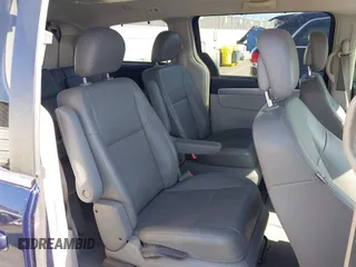 2013 Volkswagen Routan SE z VIN 2C4RVABG0DR724632, wystawiony jako IAAI lot #42313347 z przebiegiem 191 524 mil mil oraz . Historia ofert i sprzedaży dostępna na DreamBid. Obrazek 8.
