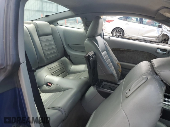 2006 Ford Mustang GT Deluxe z VIN 1ZVHT82H565214308, wystawiony jako Copart lot #62340085 z przebiegiem 183 848 mil mil oraz Szkoda całkowita • Salvage title. Historia ofert i sprzedaży dostępna na DreamBid. Obrazek 10.