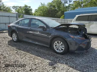 2025 Toyota Camry LE z VIN 4T1DAACK2SU540006, wystawiony jako Copart lot #53387515 z przebiegiem 7 822 mil mil oraz Szkoda całkowita • Salvage title. Historia ofert i sprzedaży dostępna na DreamBid. Obrazek 4.