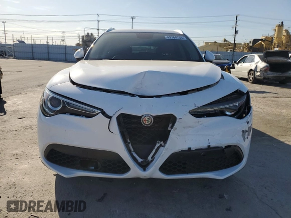 2019 Alfa Romeo Stelvio z VIN ZASPAJAN3K7C72152, wystawiony jako Copart lot #49764735 z przebiegiem 53 857 mil mil oraz Szkody całkowita. Historia ofert i sprzedaży dostępna na DreamBid. Obrazek 5.