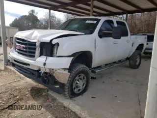 2009 GMC Sierra 2500HD SLT z VIN 1GTHK636X9F136548, wystawiony jako Copart lot #41742595 z przebiegiem 315 108 mil mil oraz Szkoda całkowita • Salvage title. Historia ofert i sprzedaży dostępna na DreamBid. Obrazek 1.