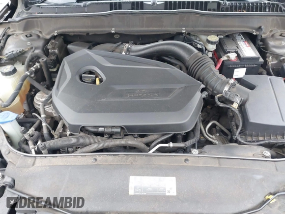 2013 Ford Fusion SE with VIN 3FA6P0HR3DR317713, listed as a IAAI auction lot 41825824 with 140,727 mi miles. Bid and sale history available at carsss.com. Image 10.