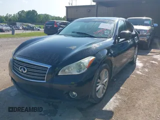 2012 Infiniti M with VIN JN1BY1AP7CM331533, listed as a IAAI auction lot 42149759 with 123,186 mi miles. Bid and sale history available at carsss.com. Image 2.