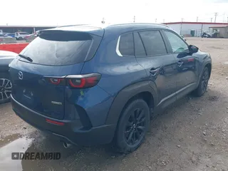 2024 Mazda CX-50 S Preferred z VIN 7MMVABBM4RN181098, wystawiony jako IAAI lot #42396568 z przebiegiem Nie podano mil oraz . Historia ofert i sprzedaży dostępna na DreamBid. Obrazek 4.