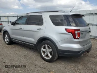 2018 Ford Explorer XLT z VIN 1FM5K7D85JGA54665, wystawiony jako Copart lot #50333465 z przebiegiem 59 877 mil mil oraz Szkoda całkowita • Salvage title. Historia ofert i sprzedaży dostępna na DreamBid. Obrazek 2.