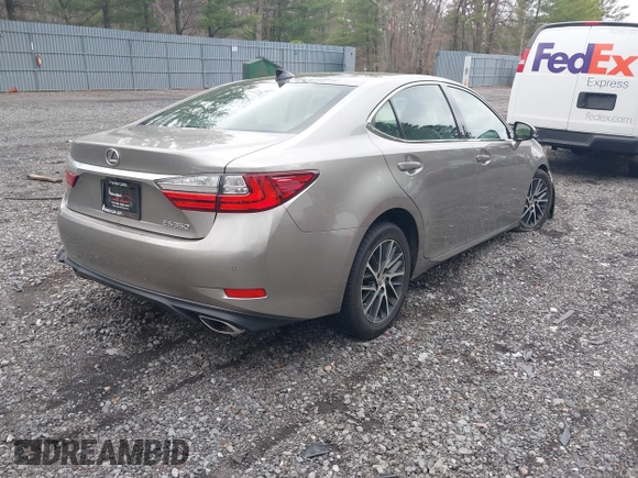 2018 Lexus ES with VIN 58ABK1GG0JU089840, listed as a IAAI auction lot 41900167 with 94,484 mi miles. Bid and sale history available at carsss.com. Image 4.