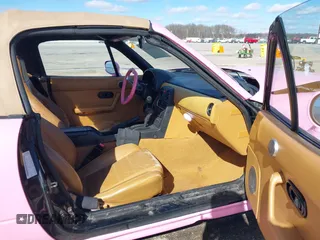 1993 Mazda MX-5 Miata with VIN JM1NA3519P1418681, listed as a IAAI auction lot 41741615 with 115,379 mi miles and . Bid and sale history available at DreamBid. Image 5.